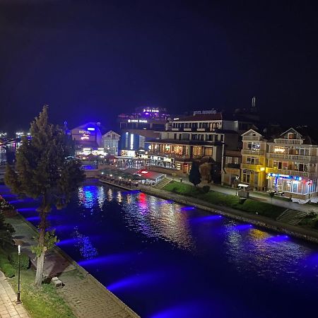 Apartment N & N Struga Esterno foto