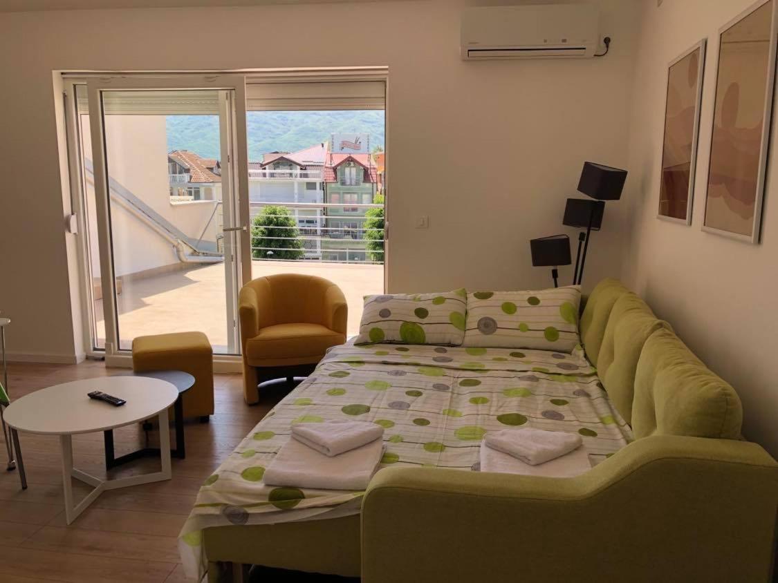 Apartment N & N Struga Esterno foto
